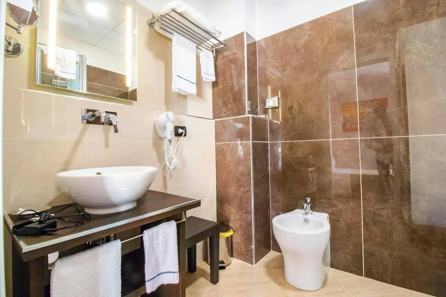Sonevi Rooms Naples Italy