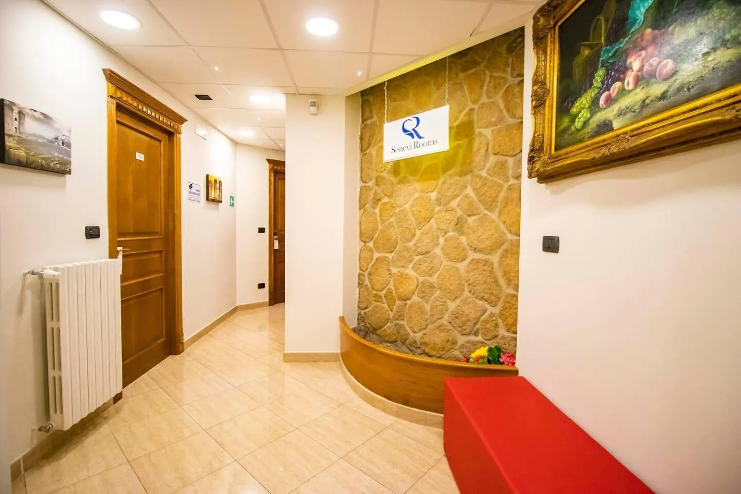 Guest house Sonevi Rooms Naples