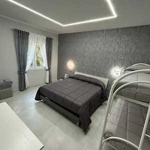 Guest house Skycity 2, Naples